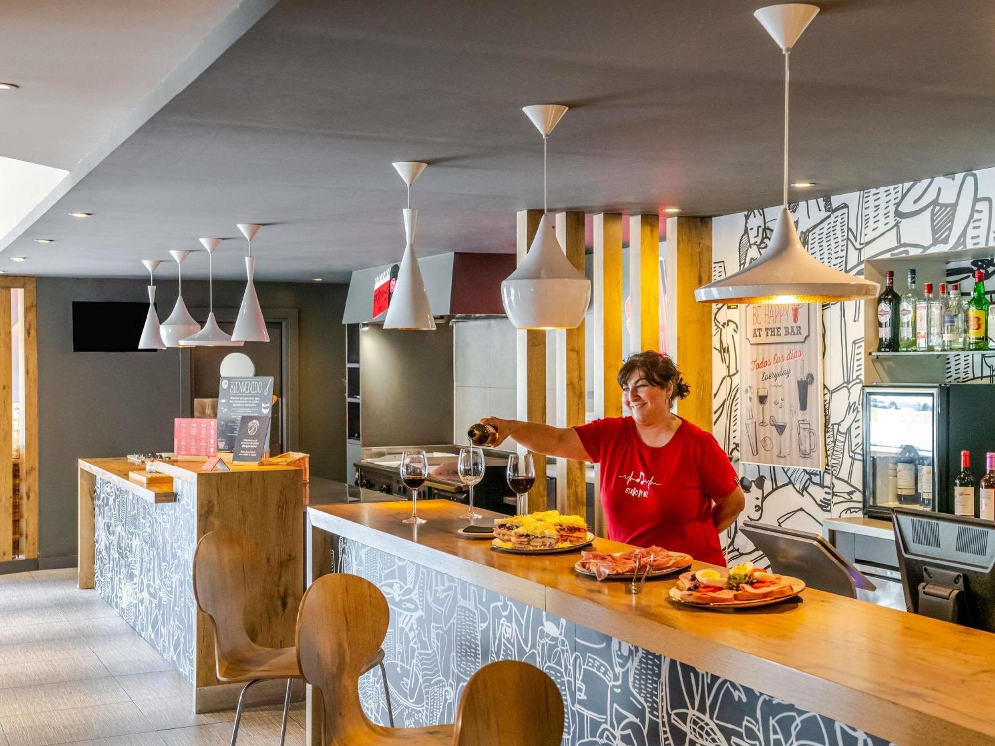 Hotel Ibis Bilbao Barakaldo Exterior foto